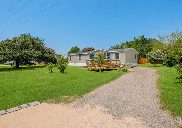 Photo 1 of Manufactured home for sale at 171 Railyard Dr, Kyle, TX 78640 | MLS# 1603929 | Listing updated on 2026-09-07