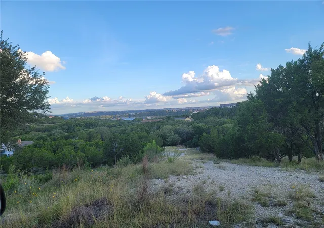 11th image of 9063 9068 Bell Ln, Lago Vista, TX 78645 | MLS# 5133751