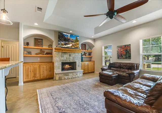 Homes for sale in Marble Falls, TX | 705 Woodland Park Dr, Marble Falls, TX 78654 | MLS# 7976788