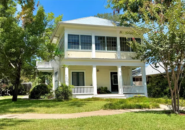 Photo 1 of Single family home for sale at 200 W 40th Street, Austin, TX 78751 | MLS# 6185333 | Listing updated on 2026-09-13