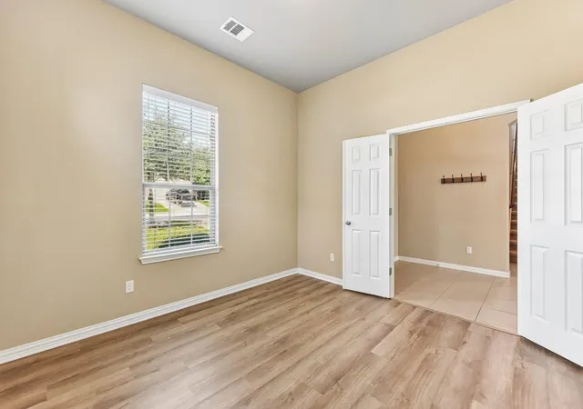 Photo 3 of Single family home for sale at 640 Loma Cedro Bnd, Leander, TX 78641 | MLS# 7563258 | Listing updated on 2026-09-13