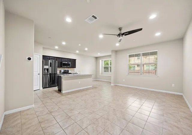 Photo 4 of Condo for sale at 2880 Donnell Dr #1802, Round Rock, TX 78664 | MLS# 1754281 | Listing updated on 2026-07-14