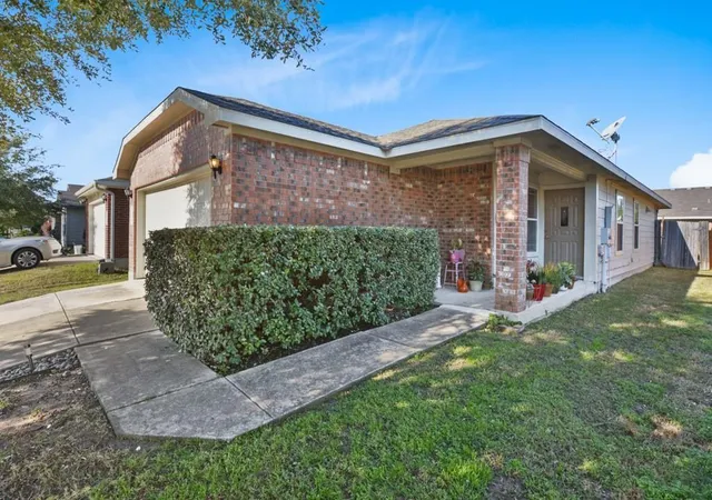 Photo 1 of Single family home for sale at 7608 Cayenne Ln, Austin, TX 78741 | MLS# 2494400 | Listing updated on 2026-09-03