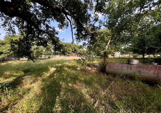 Homes for sale in Tow, TX | 510 Beaver St, Tow, TX 78672 | MLS# 1587538