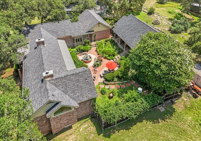 2nd image of 50 Brookmeadow Dr, Wimberley, TX 78676 | MLS# 7490955