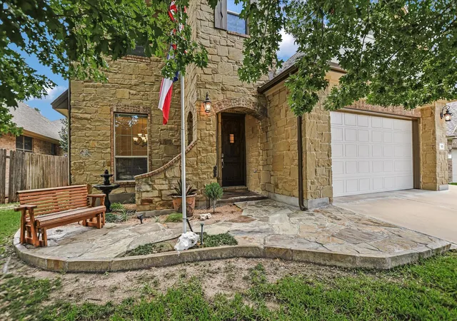 2nd image of 500 Victoria Dr, Cedar Park, TX 78613 | MLS# 4485064