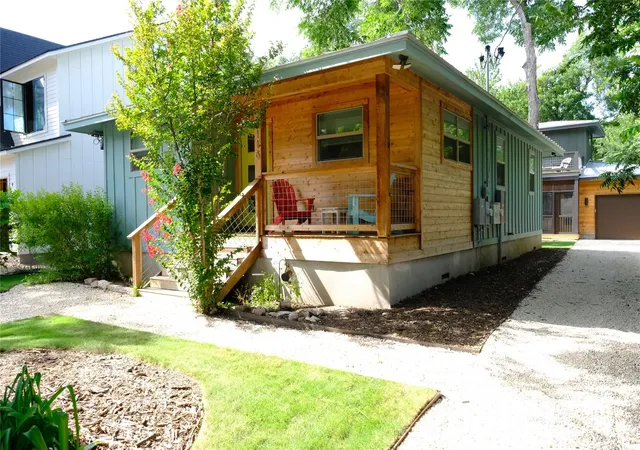 3rd image of 3116 Prado St #1 and 2, Austin, TX 78702 | MLS# 8551063
