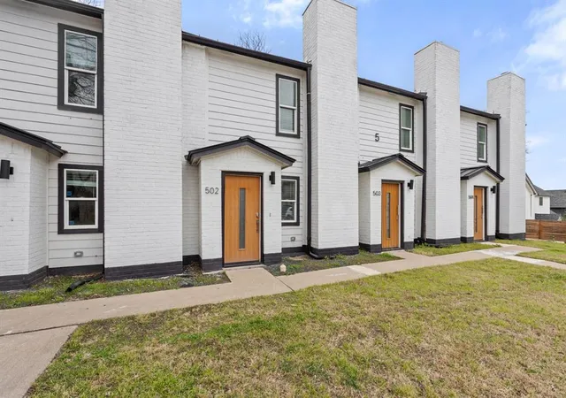 2nd image of 2706 Wheless Ln #Bldg 1, Austin, TX 78723 | MLS# 9140932