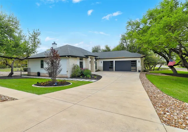 2nd image of 705 Pheasant Mdw, Liberty Hill, TX 78642 | MLS# 3510909