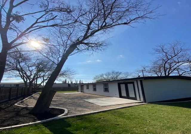 Photo 1 of Single family home for sale at 1102 Clayton Ln, Austin, TX 78723 | MLS# 6566039 | Listing updated on 2026-08-14