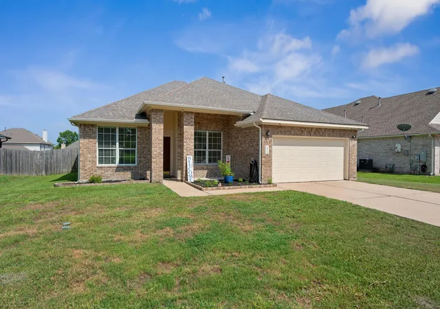 Photo 1 of Single family home for sale at 19609 Vilamoura St, Pflugerville, TX 78660 | MLS# 5570507 | Listing updated on 2026-09-05