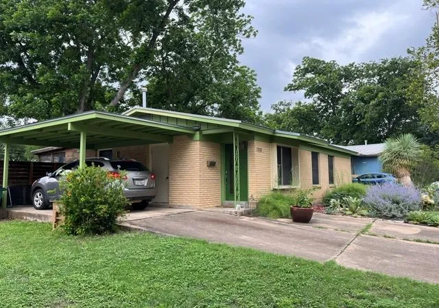 Photo 2 of Single family home for sale at 1708 Forestglade Dr, Austin, TX 78745 | MLS# 8106235 | Listing updated on 2026-10-08