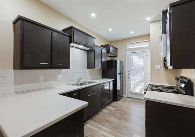 3rd image of 1907 S 17Th St, Waco, TX 76706 | MLS# 2323507