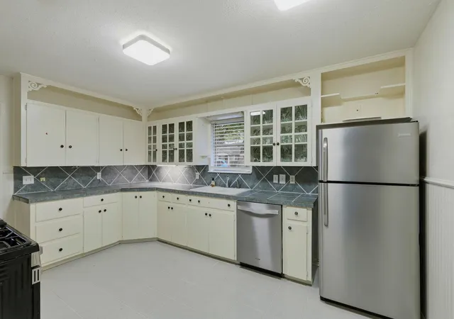 Homes for sale in Buda, TX | 208 N Cedar St, Buda, TX 78610 | MLS# 4835556
