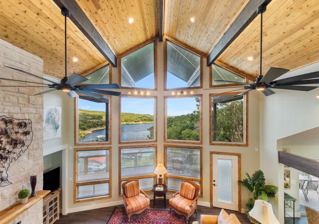 4th image of 3609 Peninsular Dr, Marble Falls, TX 78654 | MLS# 3182903
