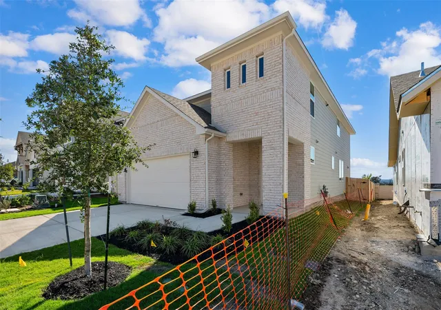 Photo 3 of Single family home for sale at 152 Ranier Way, Dripping Springs, TX 78620 | MLS# 1675404 | Listing updated on 2026-10-27