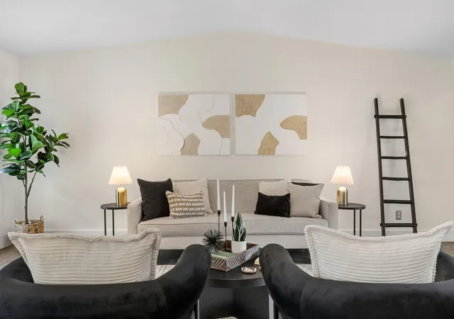 Photo 3 of Single family home for sale at 604 Meadow Lea Dr, Austin, TX 78745 | MLS# 3162843 | Listing updated on 2026-10-28
