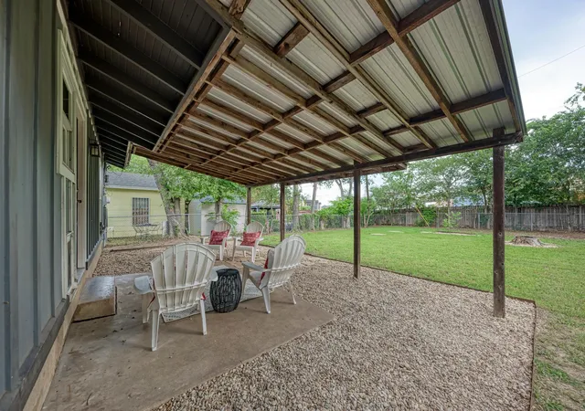 5th image of 1500 Fairfield Dr, Austin, TX 78757 | MLS# 8383333