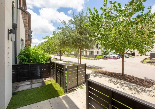3rd image of 4412 Authentic Dr, Austin, TX 78731