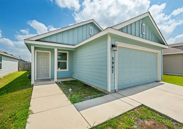 5th image of 5907 Texas Spur, Seguin, TX 78155 | MLS# 9127684