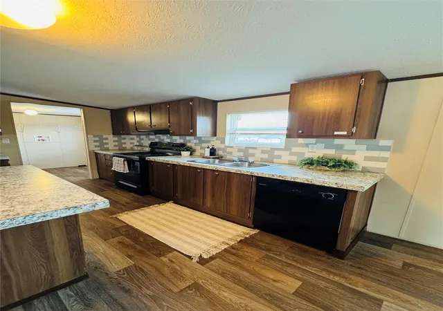 2nd image of 360 Margarita Dr, Dale, TX 78616 | MLS# 8865249