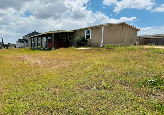 10th image of 360 Margarita Dr, Dale, TX 78616 | MLS# 8865249