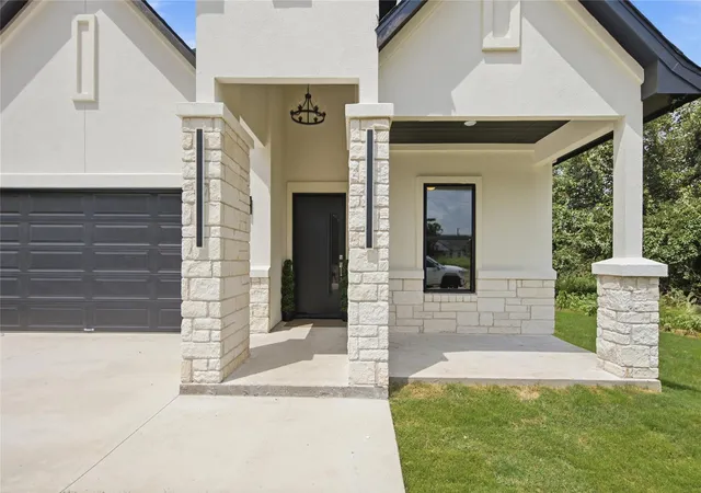 3rd image of 145 Kawainui Ln, Bastrop, TX 78602 | MLS# 4369974