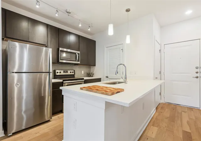 Photo 3 of Condo for sale at 2505 Thornton Rd #3201, Austin, TX 78704 | MLS# 9534568 | Listing updated on 2026-10-06