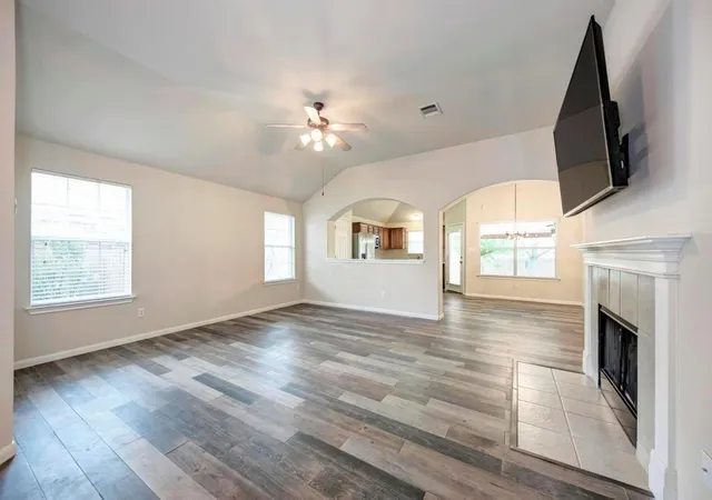 5th image of 207 Kerley Dr, Hutto, TX 78634 | MLS# 6498455