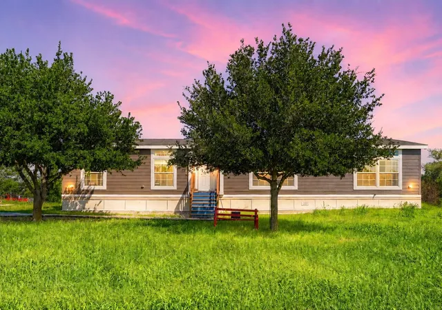 2nd image of 401 Graef Rd, Kyle, TX 78640 | MLS# 1678954