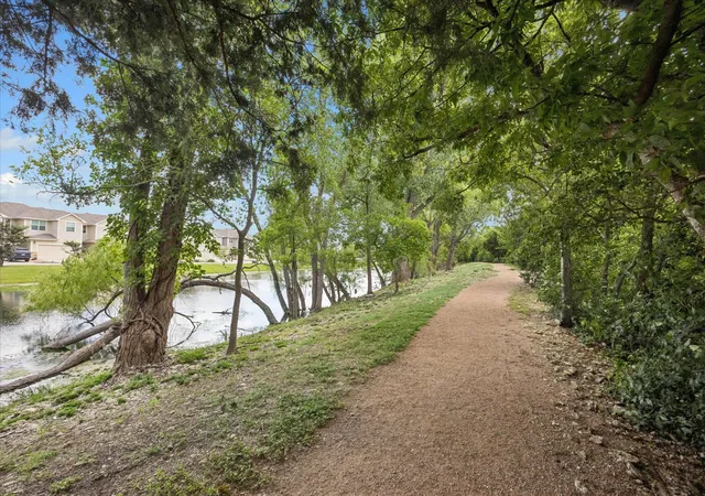 Listing Photo 2 - Condo for sale in building located at 457 High Tech Dr, Georgetown, TX 78626 - Unit #7F