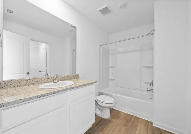 8th image of 104 Captain Dooley Ln, Jarrell, TX 76537 | MLS# 2200403
