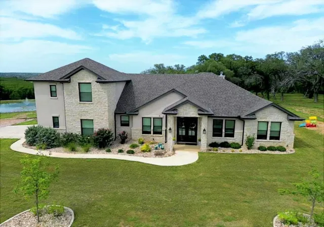 Photo 3 of Single family home for sale at 201 Brothers Ln, Burnet, TX 78611 | MLS# 9873697 | Listing updated on 2026-08-27