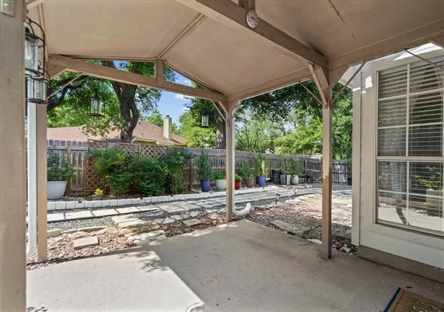 Photo 3 of Single family home for sale at 2312 Mockingbird Dr, Round Rock, TX 78681 | MLS# 6877851 | Listing updated on 2026-10-10