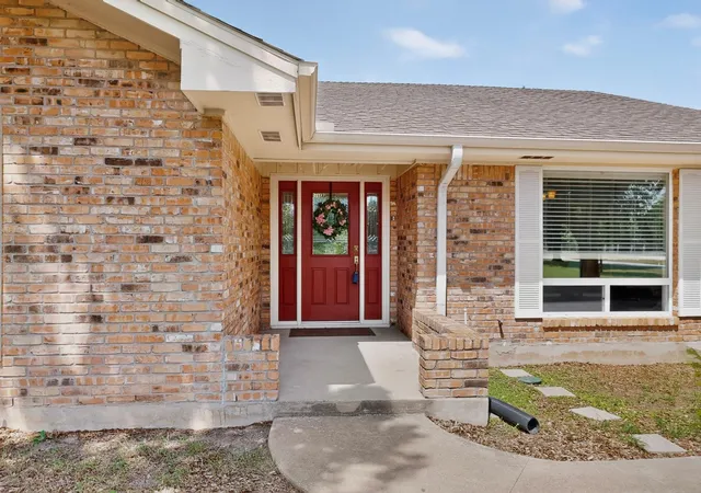 Photo 3 of Single family home for sale at 350 Richard Rd, Georgetown, TX 78626 | MLS# 2058416 | Listing updated on 2026-08-14