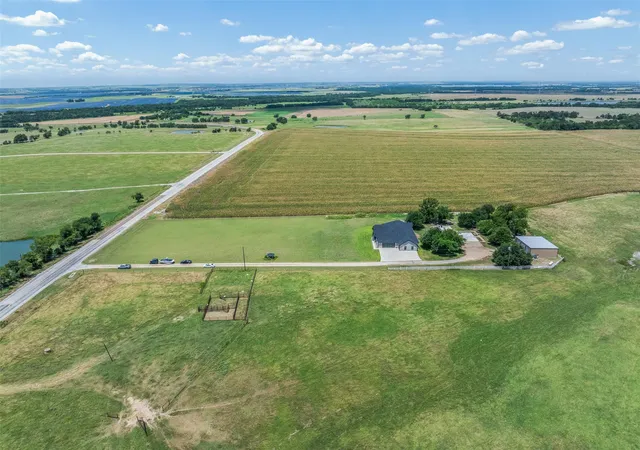 Homes for sale in Buckholts, TX | 6021 N Fm 1915, Buckholts, TX 76518 | MLS# 9828222