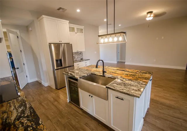 Photo 3 of Single family home for sale at 111 Powder Rdg, Luling, TX 78648 | MLS# 7835131 | Listing updated on 2026-09-22