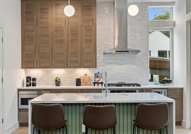 2nd image of 900 S 2nd St #21, Austin, TX 78704 | MLS# 3294317