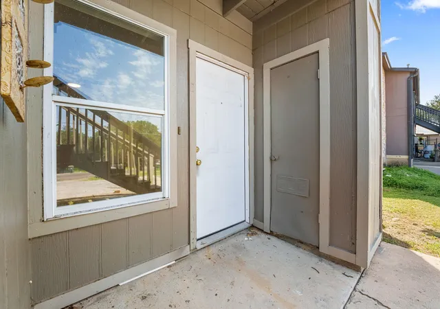 3rd image of 608 Bracewood Cir, San Marcos, TX 78666 | MLS# 5500794