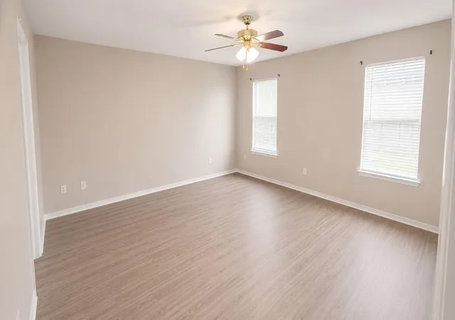 Photo 2 of Single family home for sale at 210 Lucky Clover Ln, Hutto, TX 78634 | MLS# 5157080 | Listing updated on 2026-09-02