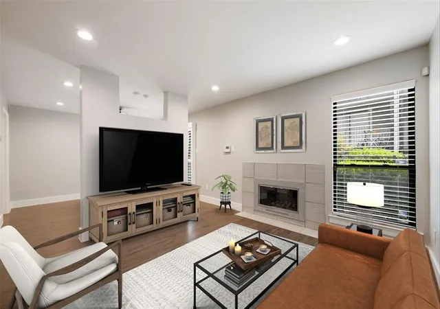3rd image of 935 La Posada Dr #115, Austin, TX 78752 | MLS# 2121379