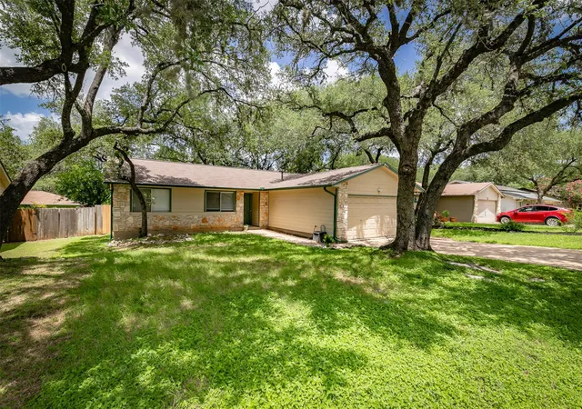 Photo 1 of Single family home for sale at 3312 Galesburg Dr, Austin, TX 78745 | MLS# 5612959 | Listing updated on 2026-10-01