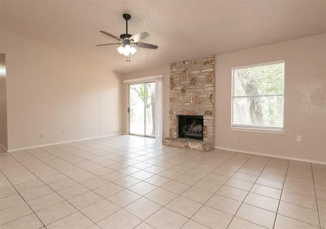 Photo 4 of Single family home for sale at 3312 Galesburg Dr, Austin, TX 78745 | MLS# 5612959 | Listing updated on 2026-10-01