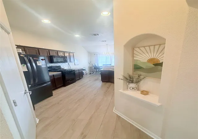 Photo 3 of Single family home for sale at 107 Jim Dandy Dr, Elgin, TX 78621 | MLS# 1755602 | Listing updated on 2026-09-21