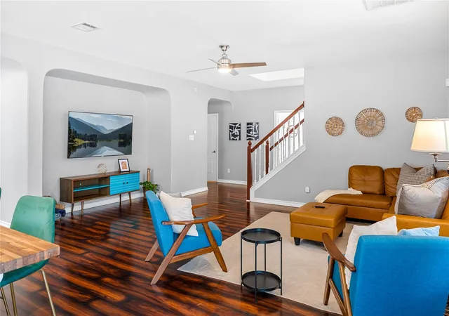 Photo 3 of Single family home for sale at 321 Angel Oak St, Austin, TX 78748 | MLS# 7926736 | Listing updated on 2026-09-01
