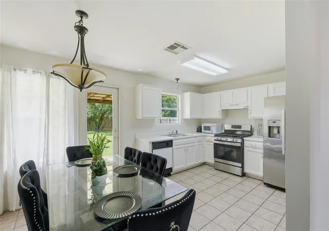 Photo 1 of Single family home for sale at 310 Raintree Dr, Georgetown, TX 78626 | MLS# 9514064 | Listing updated on 2026-10-09