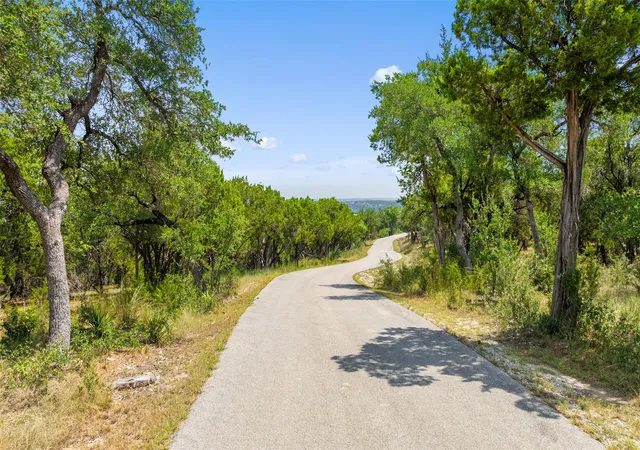 5th image of 201 S Angel Light Dr, Spicewood, TX 78669 | MLS# 1350346