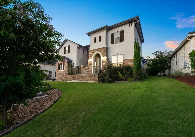 2nd image of 312 Bisset Ct, Austin, TX 78738 | MLS# 2746582