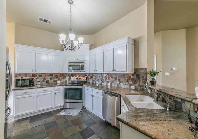 Photo 3 of Single family home for sale at 4021 Kerley Ct, Hutto, TX 78634 | MLS# 5174570 | Listing updated on 2026-08-18