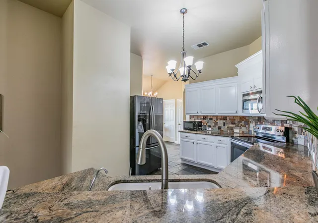 Photo 4 of Single family home for sale at 4021 Kerley Ct, Hutto, TX 78634 | MLS# 5174570 | Listing updated on 2026-08-18